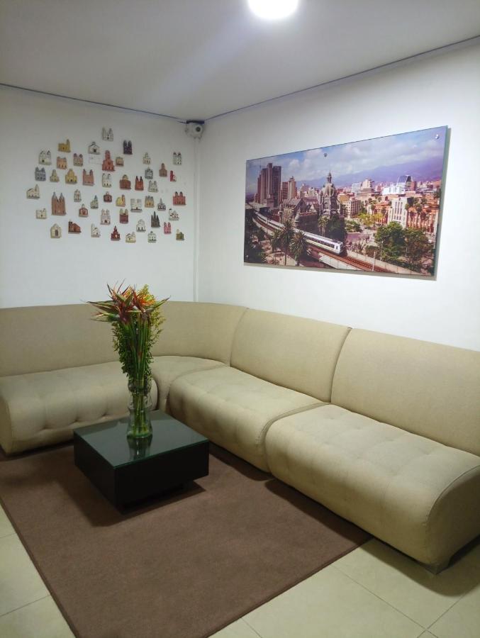 Hotel Girasol 70 Medellin Exterior photo